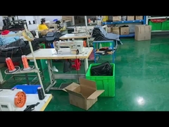 Katlanabilir Güneş Şarj Aygıtı 4 Kat Açma Boyutu 1670*500*5MM Katlanabilir Boyutu 440*500*50MM Seyahat için zorunlu